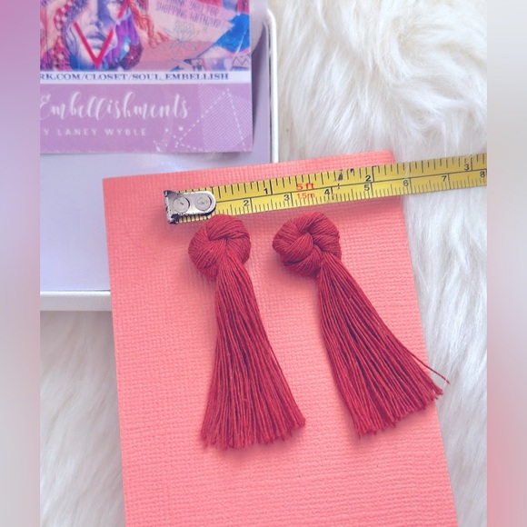 NeW:MaCrAmÈ MoDeRn CoTToN KnOttEd EaRriNg StUdS eArRiNgS hAnDcRaFtEd By LaNeY - Picture 7 of 16